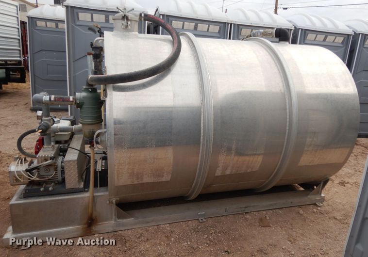 image for item DJ8223 Brenner 995 portable restroom vacuum tank