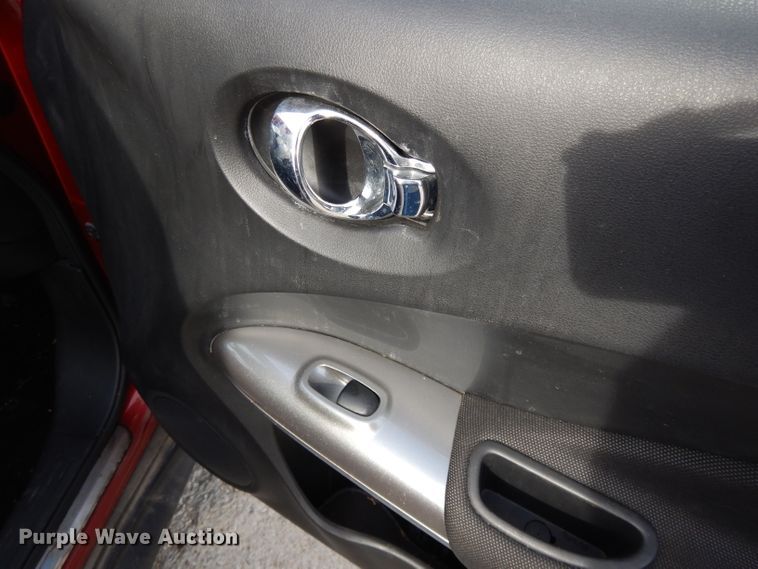 image for item DL2679 2011 Nissan Juke