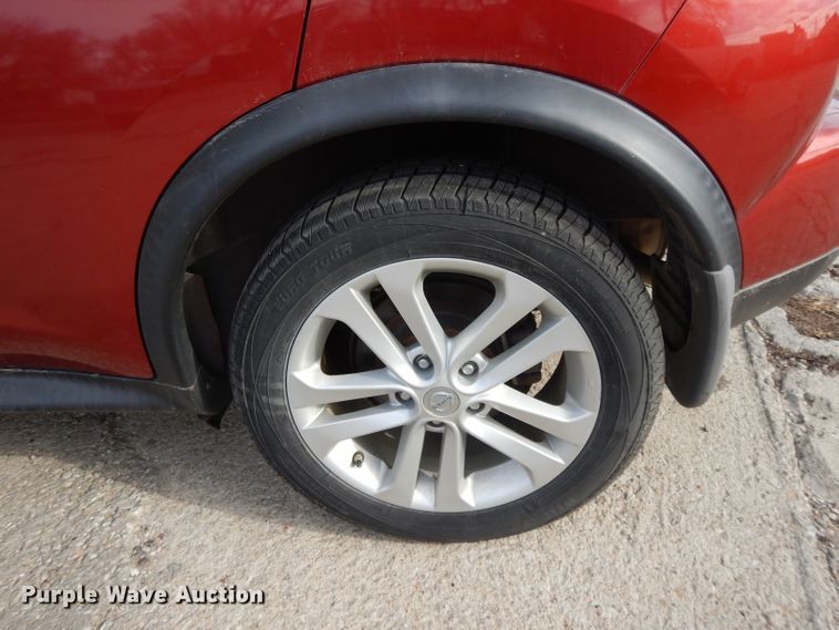 image for item DL2679 2011 Nissan Juke