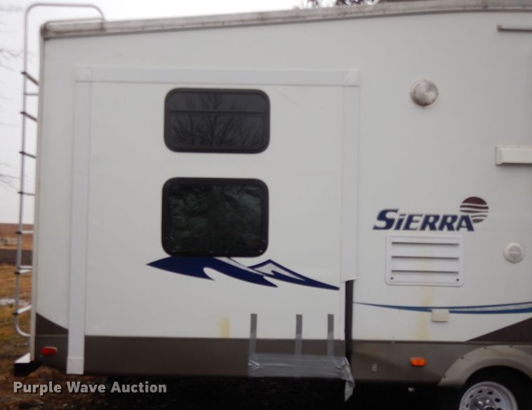 image for item DL2694 2006 Forest River Sierra 315BHT  camper
