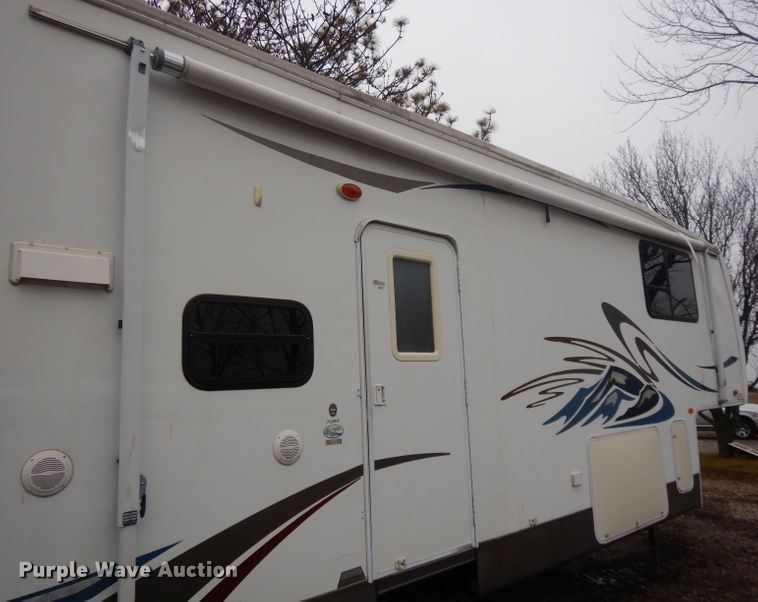 image for item DL2694 2006 Forest River Sierra 315BHT  camper