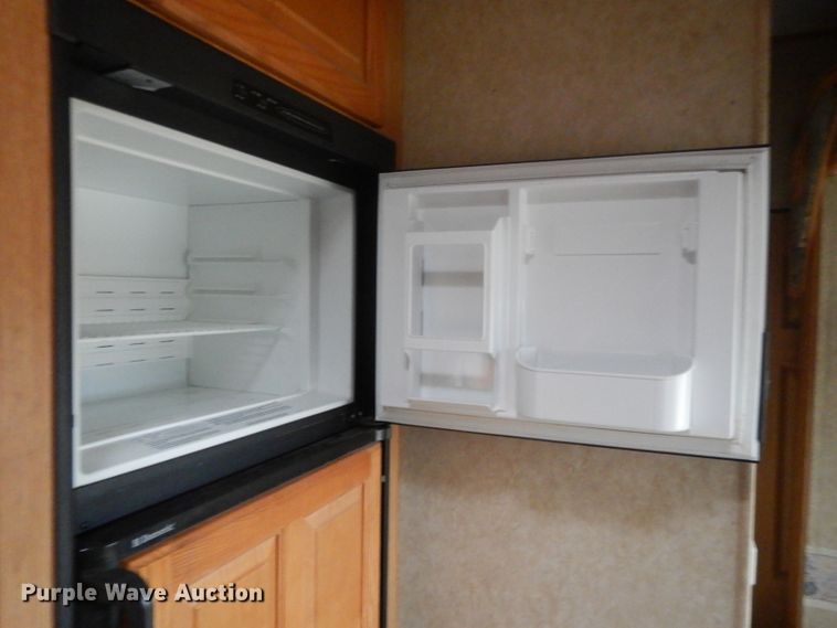 image for item DL2694 2006 Forest River Sierra 315BHT  camper