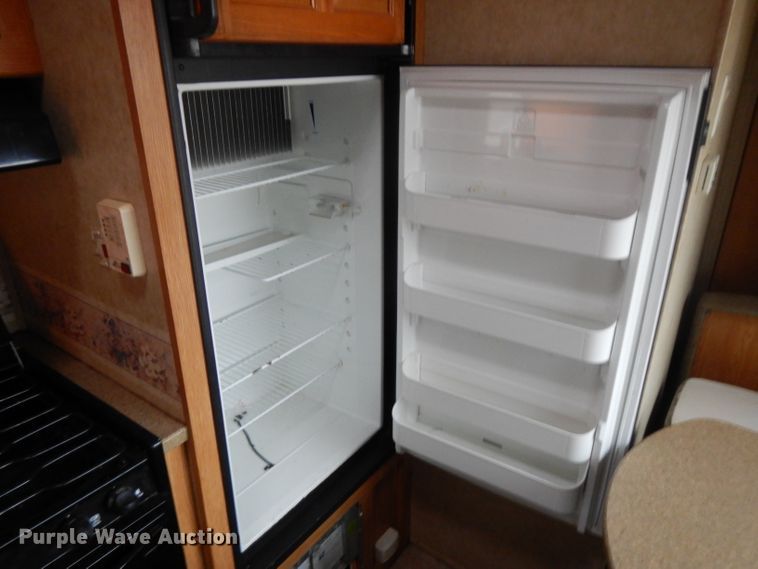 image for item DL2694 2006 Forest River Sierra 315BHT  camper