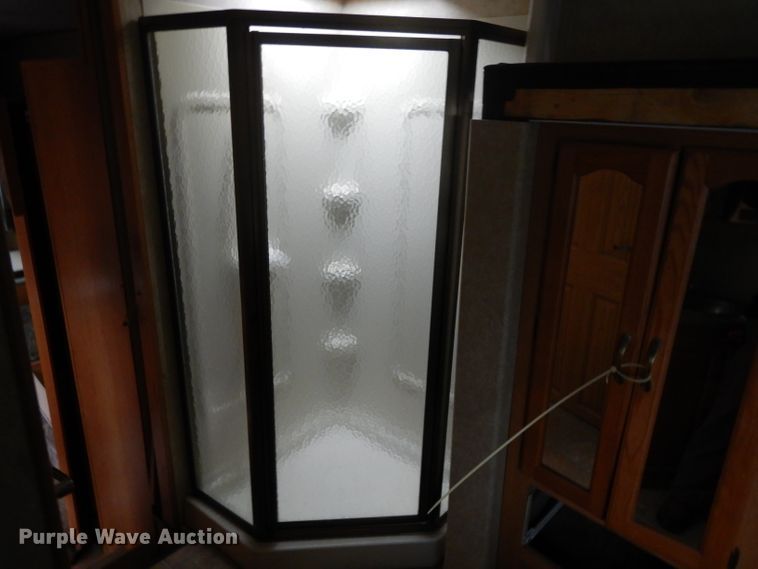 image for item DL2694 2006 Forest River Sierra 315BHT  camper