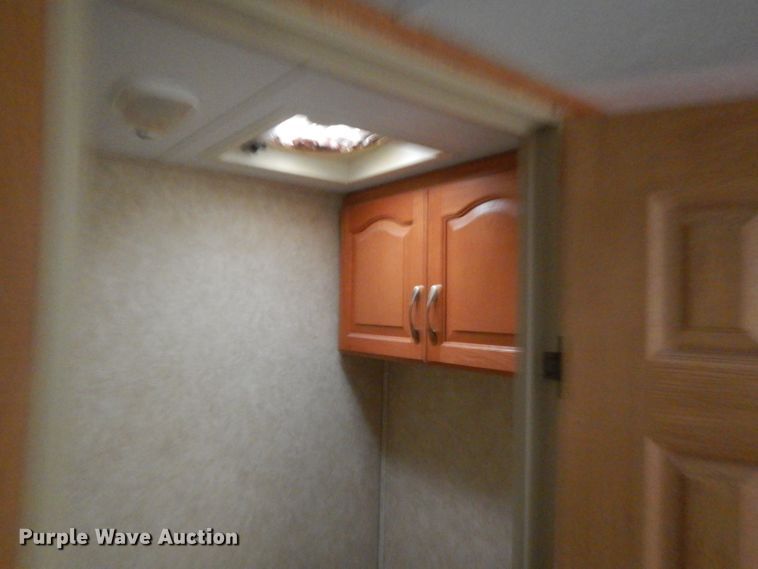 image for item DL2694 2006 Forest River Sierra 315BHT  camper