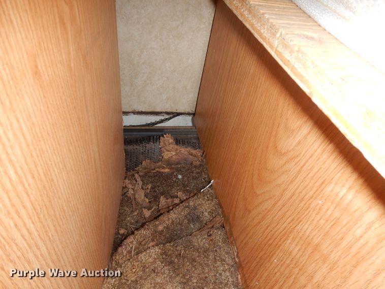 image for item DL2694 2006 Forest River Sierra 315BHT  camper