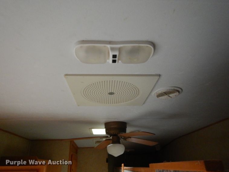 image for item DL2694 2006 Forest River Sierra 315BHT  camper