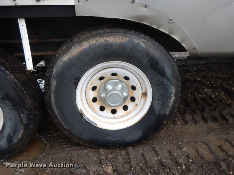 image for item DL2694 2006 Forest River Sierra 315BHT  camper