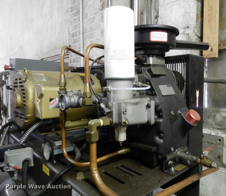 image for item DL2697 American RS153V120-E  air compressor