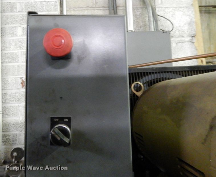 image for item DL2697 American RS153V120-E  air compressor