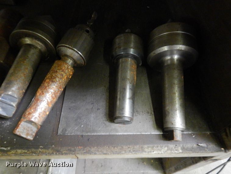 image for item DL2698 1986 Clausing Colchester CNC-4000L  lathe