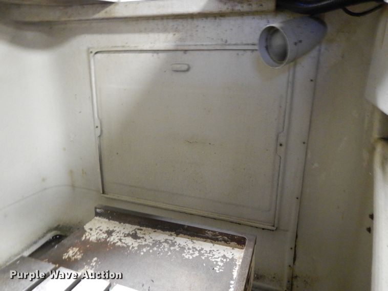 image for item DL2700 Milltronics VM24  Series D vertical machining center