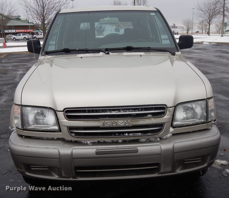 image for item DL2711 2001 Isuzu Trooper  SUV