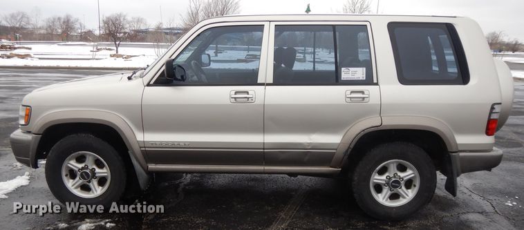 image for item DL2711 2001 Isuzu Trooper  SUV