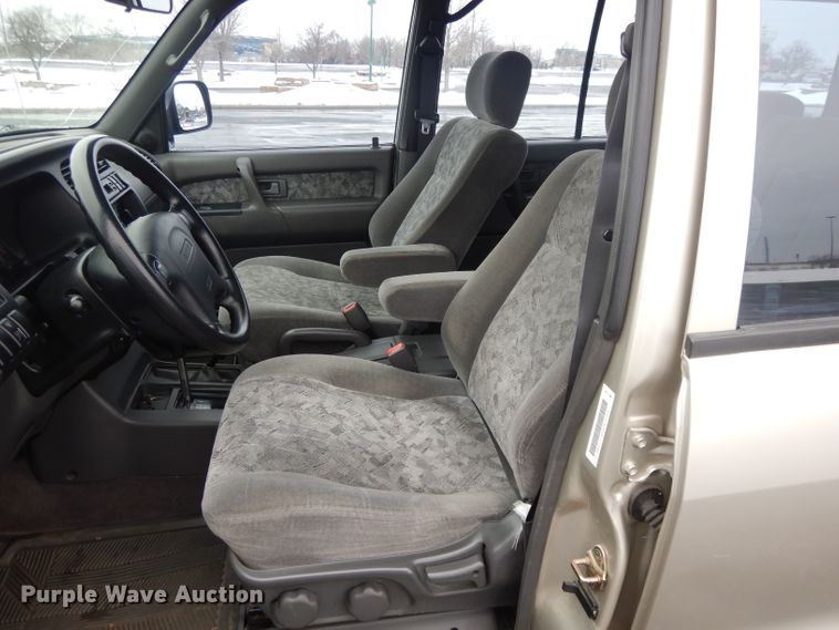 image for item DL2711 2001 Isuzu Trooper  SUV