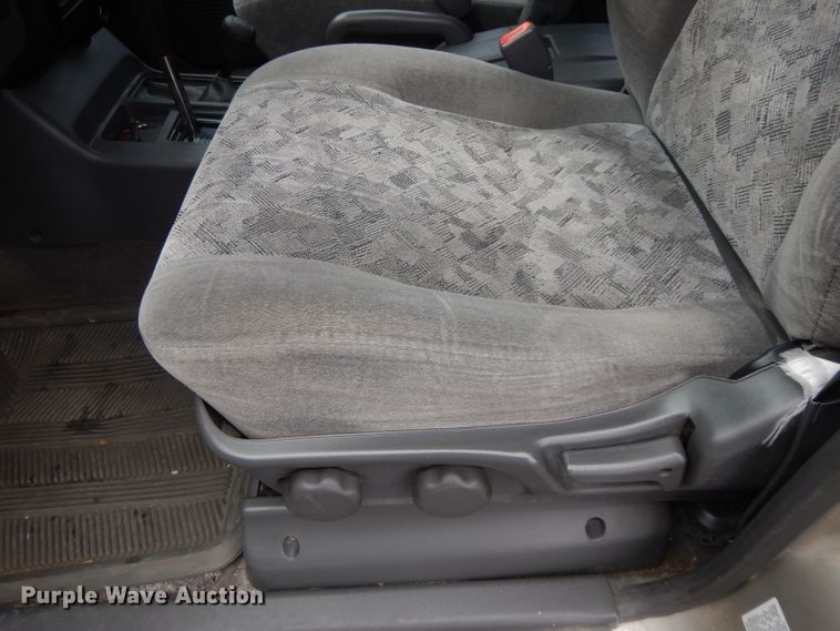 image for item DL2711 2001 Isuzu Trooper  SUV