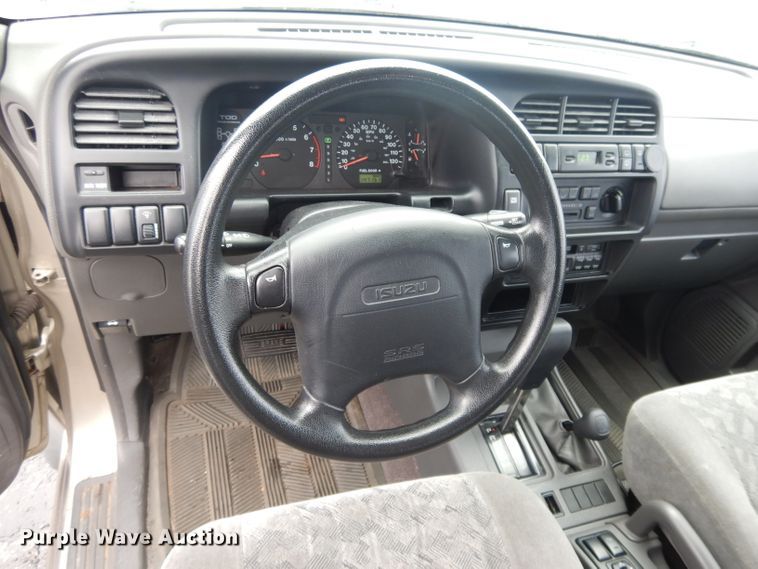 image for item DL2711 2001 Isuzu Trooper  SUV
