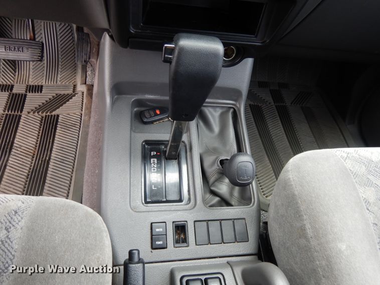 image for item DL2711 2001 Isuzu Trooper  SUV