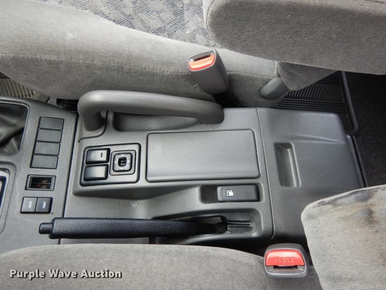 image for item DL2711 2001 Isuzu Trooper  SUV
