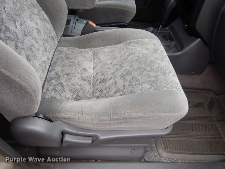 image for item DL2711 2001 Isuzu Trooper  SUV
