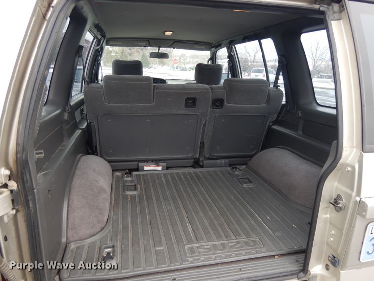 image for item DL2711 2001 Isuzu Trooper  SUV