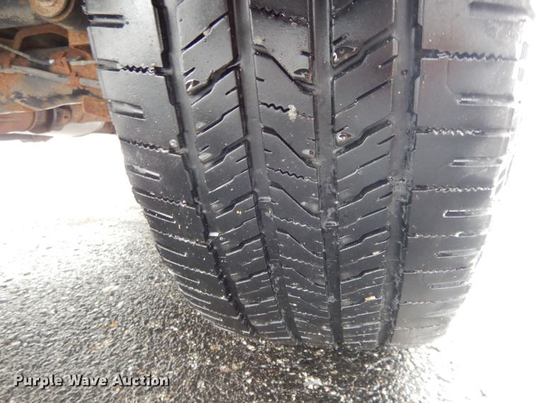 image for item DL2711 2001 Isuzu Trooper  SUV