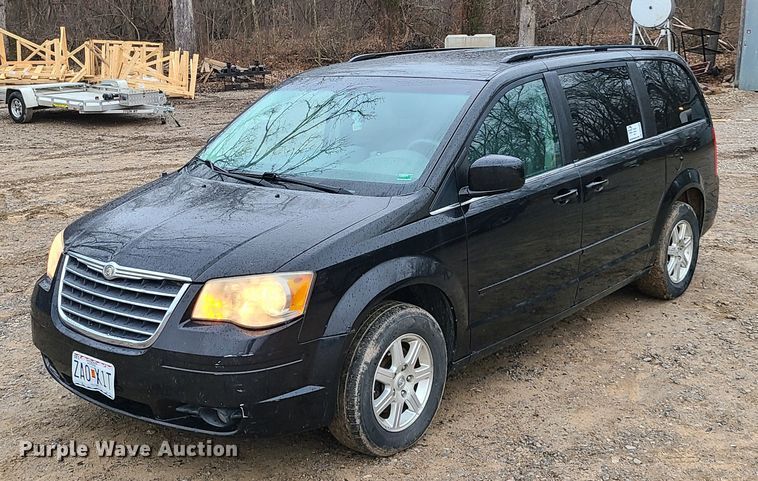 image for item DN5996 2008 Chrysler Town & Country  van