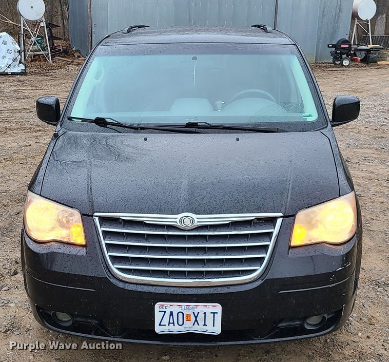 image for item DN5996 2008 Chrysler Town & Country  van