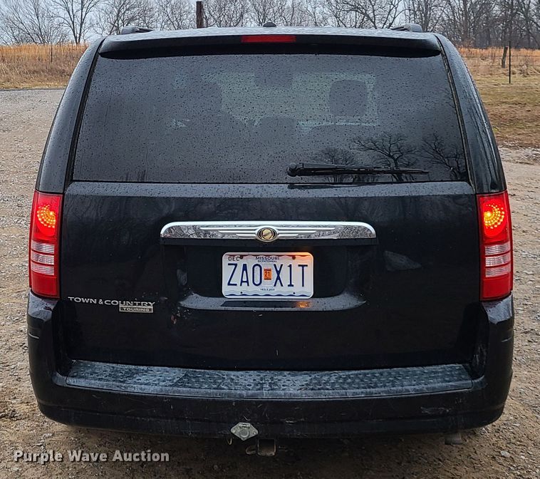 image for item DN5996 2008 Chrysler Town & Country  van