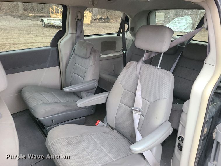 image for item DN5996 2008 Chrysler Town & Country  van