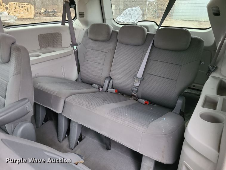 image for item DN5996 2008 Chrysler Town & Country  van