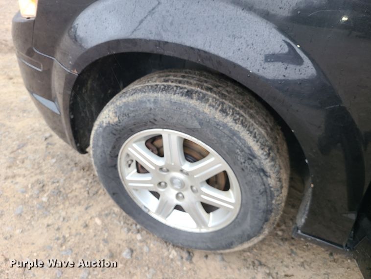 image for item DN5996 2008 Chrysler Town & Country  van