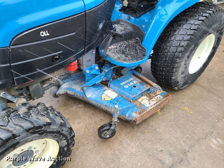 image for item DN5998 New Holland TC33  tractor