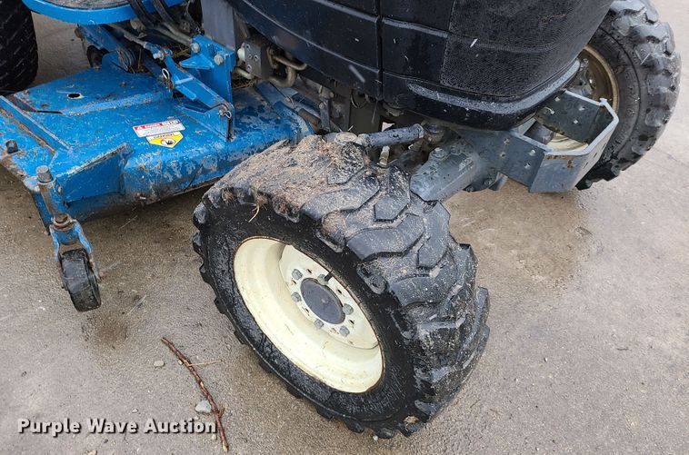 image for item DN5998 New Holland TC33  tractor