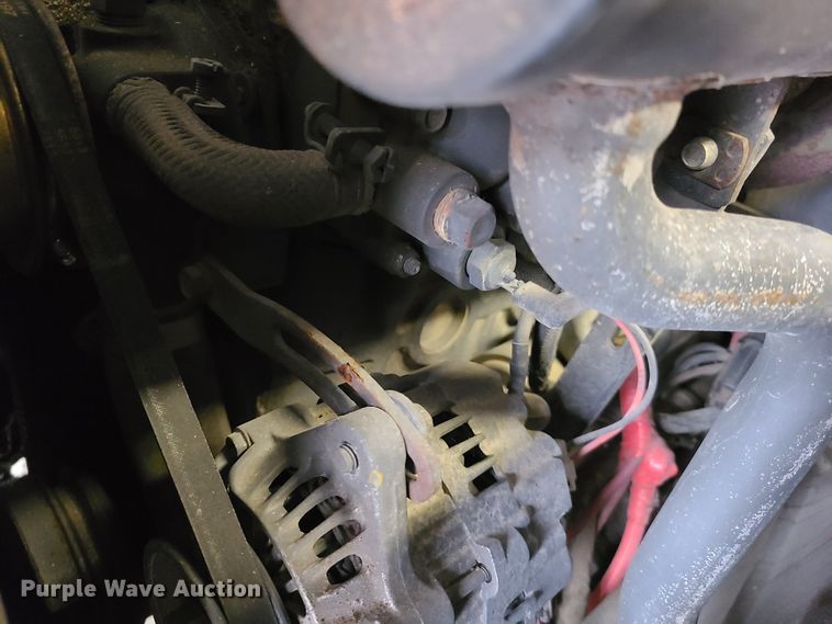 image for item DN5998 New Holland TC33  tractor