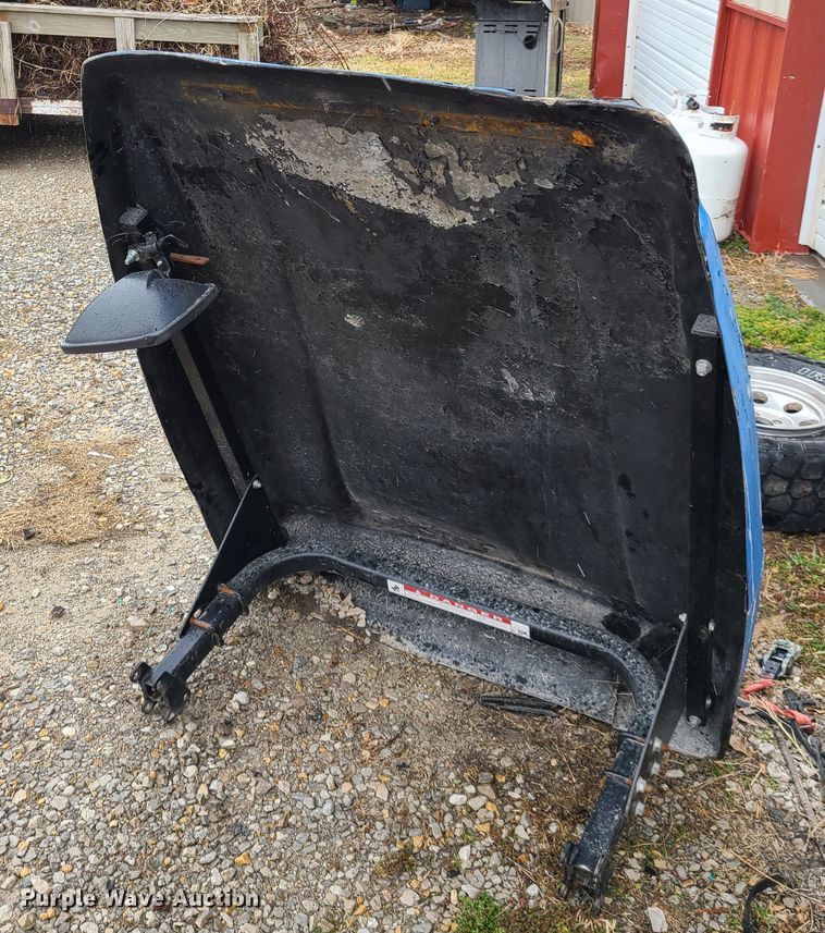 image for item DN5998 New Holland TC33  tractor