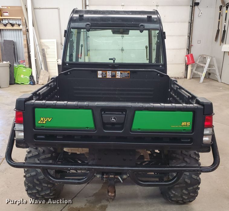 image for item EF9695 2011 John Deere Gator 825i  utility vehicle