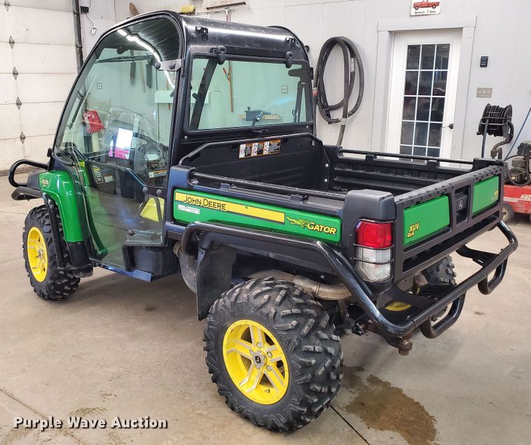 image for item EF9695 2011 John Deere Gator 825i  utility vehicle
