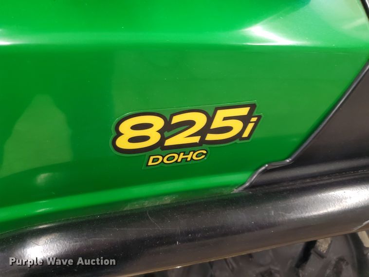 image for item EF9695 2011 John Deere Gator 825i  utility vehicle