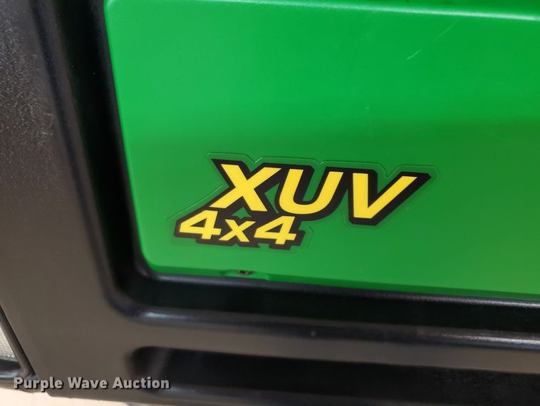 image for item EF9695 2011 John Deere Gator 825i  utility vehicle