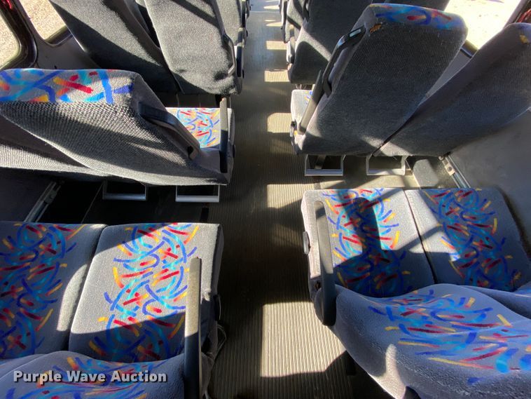 image for item EL9611 2005 Freightliner Champion  coach bus