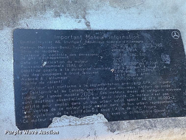 image for item EL9611 2005 Freightliner Champion  coach bus