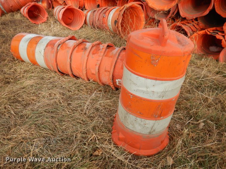 image for item FA9468 (500) construction safety barrels