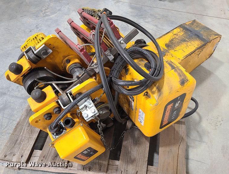 image for item FW9658 Straddle crane