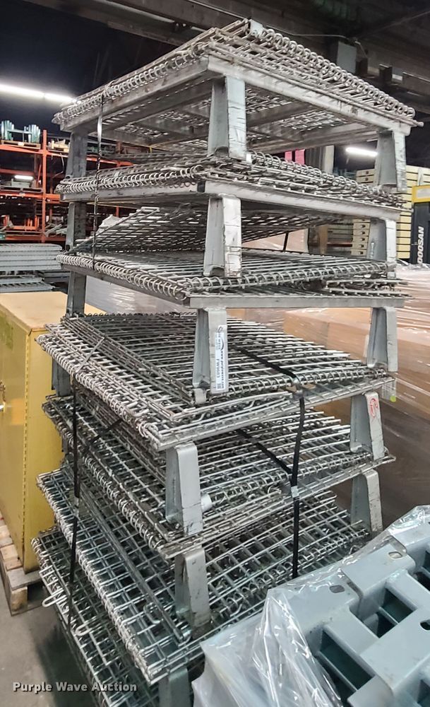 image for item FW9683 (8) wire baskets