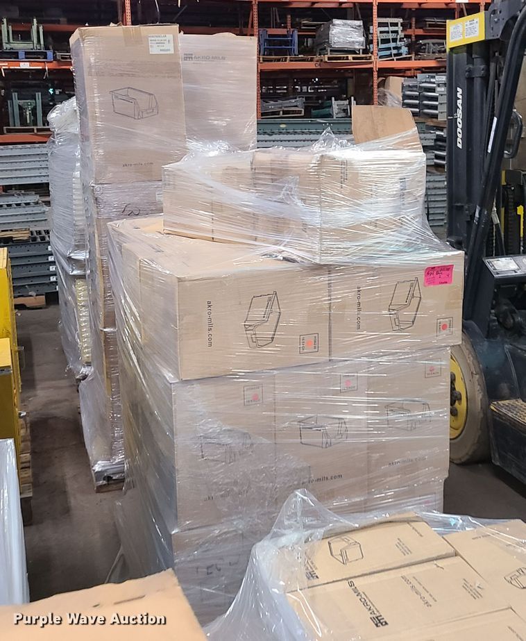 image for item FW9686 Stackable storage bins