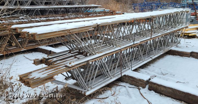 image for item FW9688 (16) steel trusses