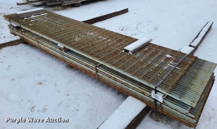 image for item FW9689 (12) steel grates