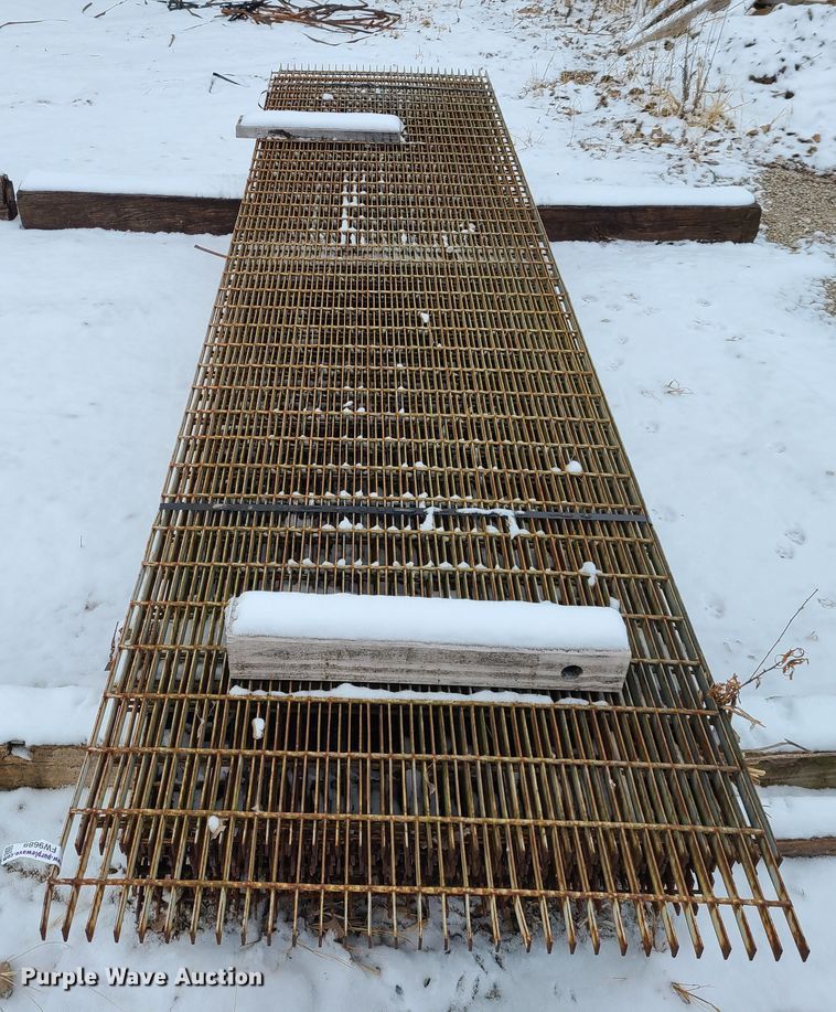 image for item FW9689 (12) steel grates