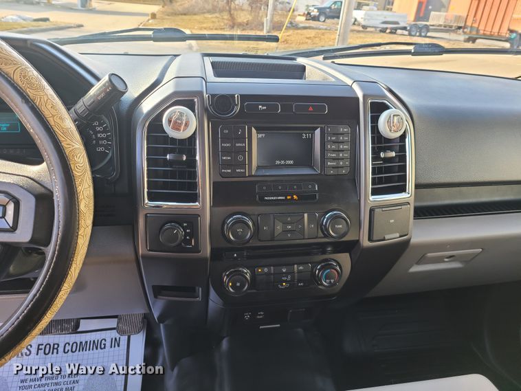 image for item FW9709 2015 Ford F150  SuperCrew pickup truck